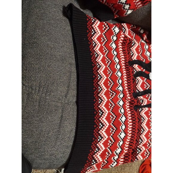 33 Degrees Boston Terrier Dog Sweater Mens XL Red Black Print Christmas Holiday - Picture 5 of 9